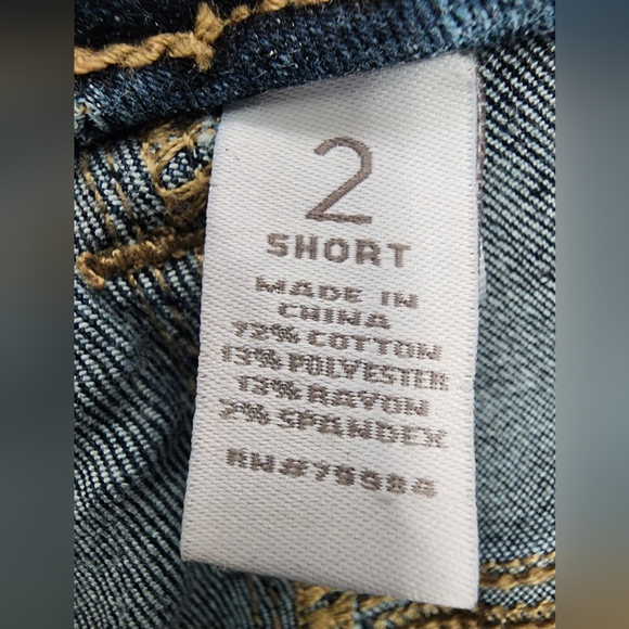 Chico's Platinum Blue Denim 5 pocket Jeans size 12 short - Picture 6 of 8